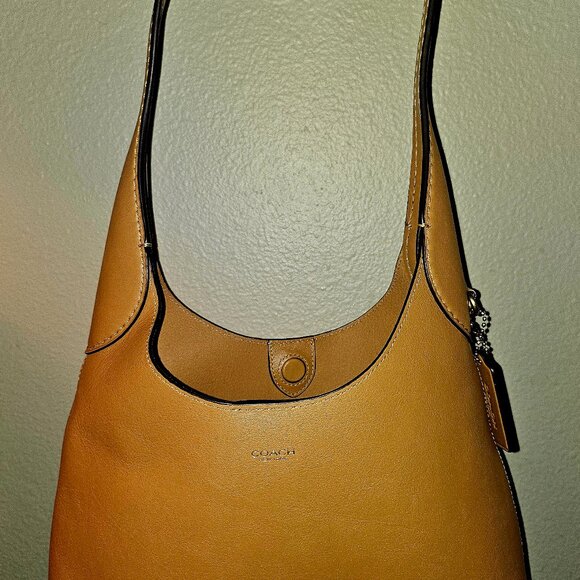 Coach Brooklyn Shoulder Bag 28 - Picture 1 of 5
